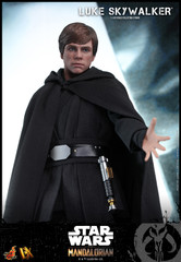 Hot Toys DX22 Star Wars: The Mandalorian™ Luke Skywalker 1/6  Figure