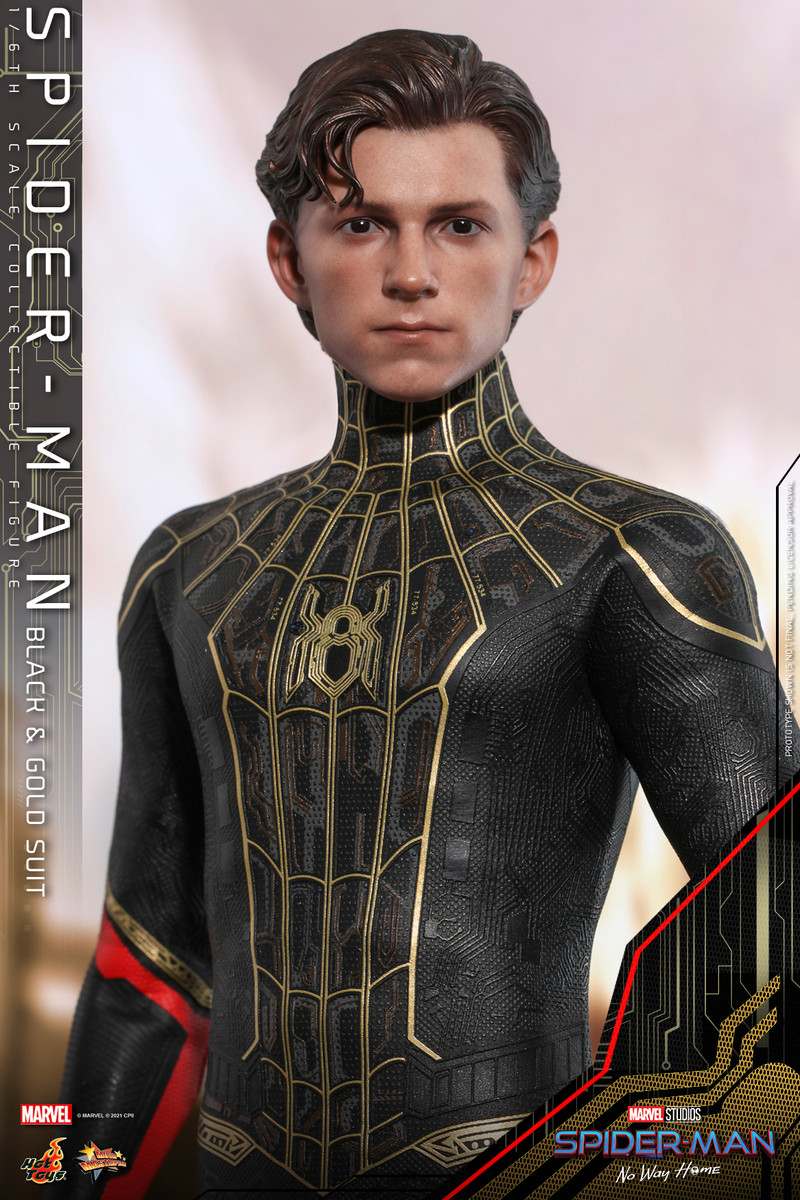 Hot Toys Spider-Man Black and Gold Suit No Way Home MMS604