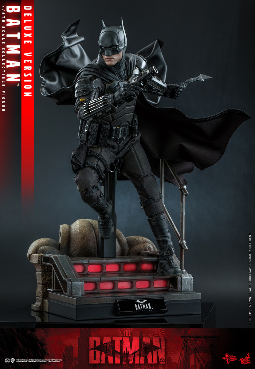 Hot Toys The Batman and Bat-Signal MMS641