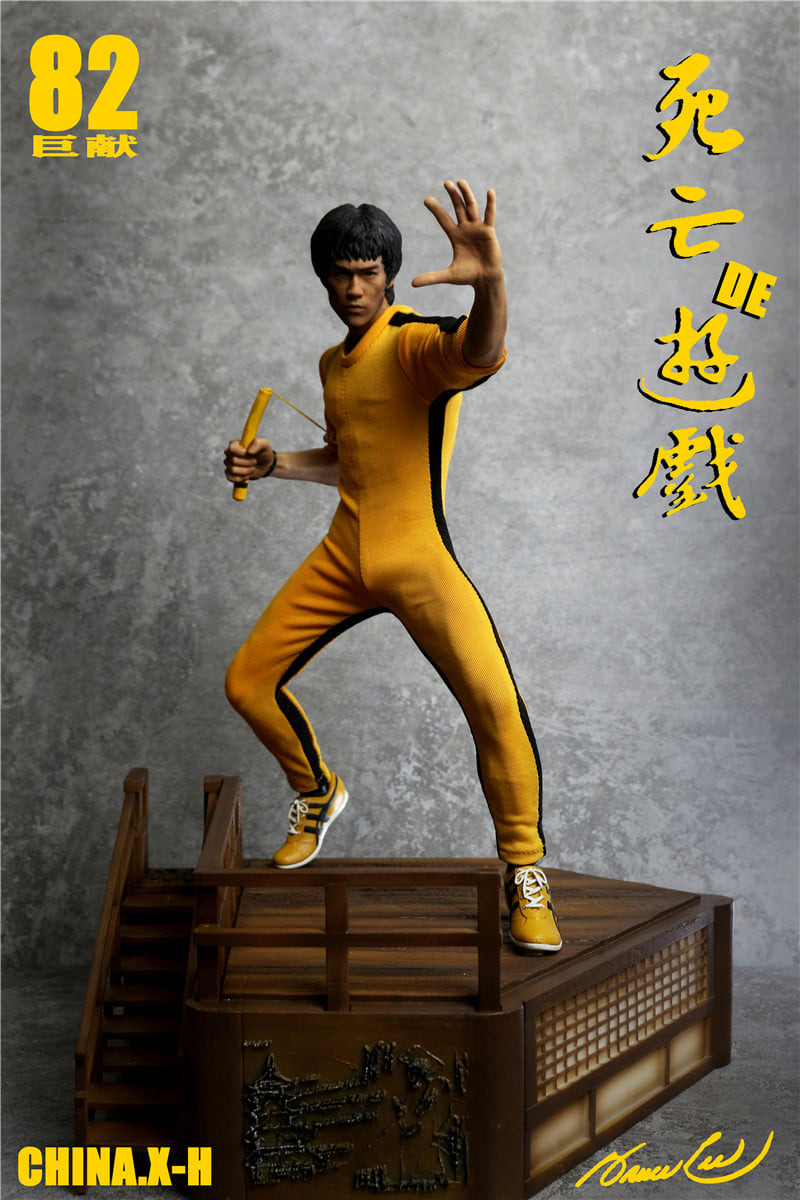 CHINA.X-H Bruce Lee Game of Death 82th anniversary statue