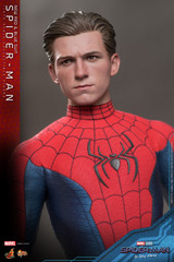 Hot Toys MMS679 Spider-Man (New Red and Blue Suit) No Way Home