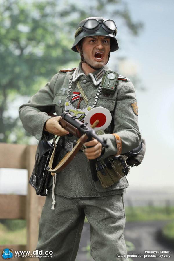 DID 1/6 D80166 WWII German Military Policeman Richard