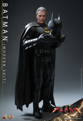 Hot Toys MMS712 The Flash Batman Modern Suit 