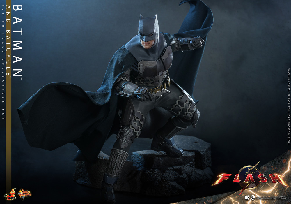 1000px x 700px - Hot Toys The Flash 1/6th scale Batman and Batcycle set MMS705