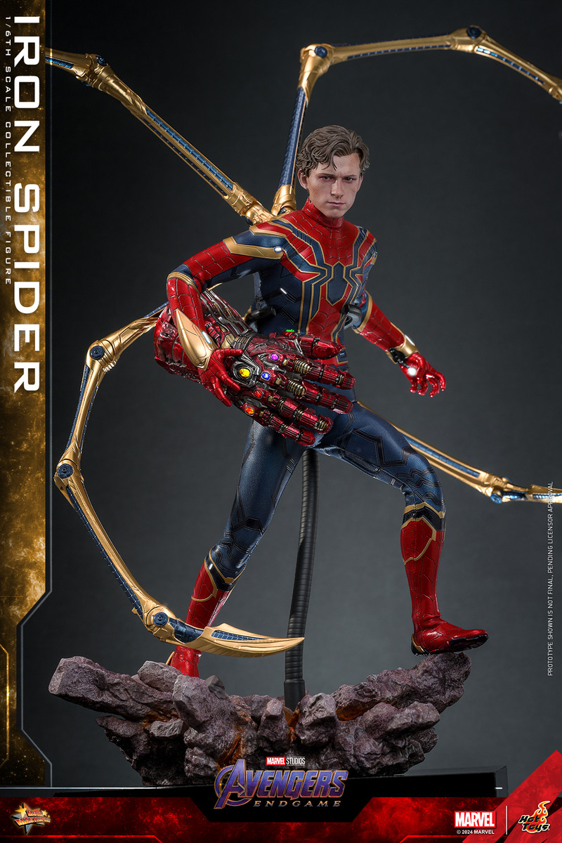 Hot Toys MMS761 Iron Spider 2.0 - Avengers: Endgame 1/6 Scale Figure