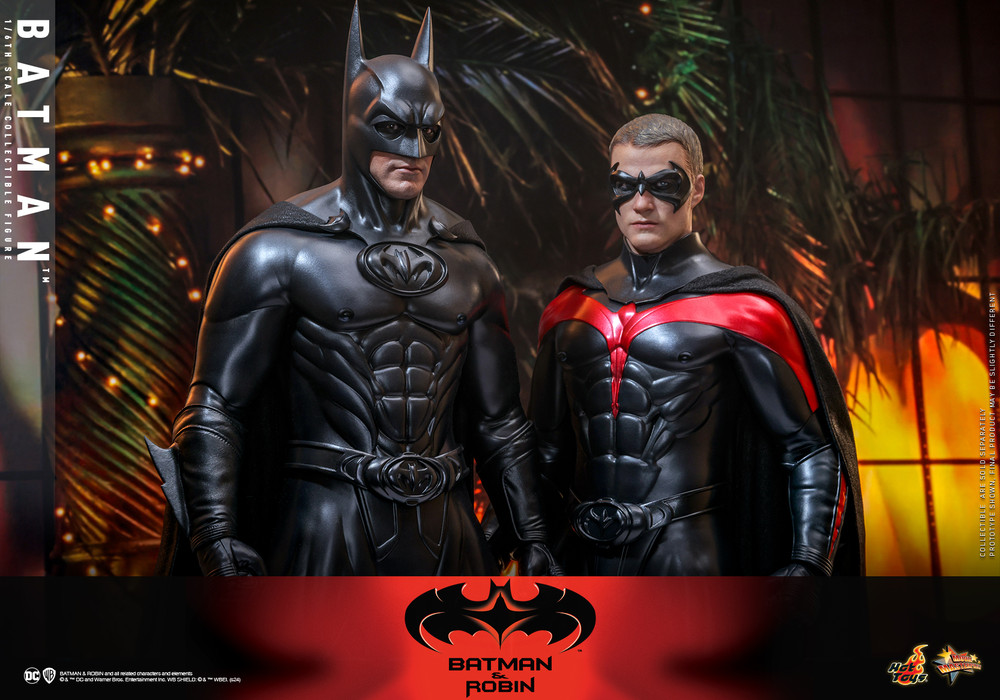 Hot Toys Batman & Robin MMS786 1/6 Collectible Figure