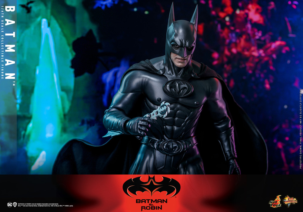 Hot Toys Batman & Robin MMS786 1/6 Collectible Figure