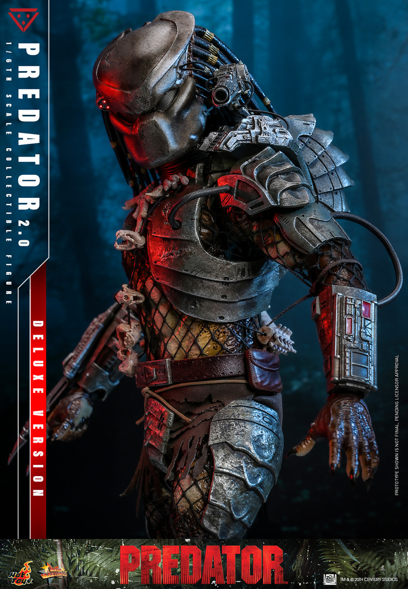 Hot Toys MMS817 Predator (2.0) Deluxe 1/6 Scale Figure | kghobby