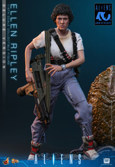 Hot Toys MMS895 Aliens Ellen Ripley 1/6 Figure (Deluxe Version)