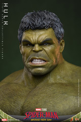 Detailed view of the Hot Toys Hulk clenched teeth interchangeable face plate showing realistic Mark Ruffalo likeness and short black hair sculpt.