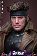 Close up of Hot Toys MMS910 Gambit head sculpt showing separate rolling eyeballs and UV kinetic effect.