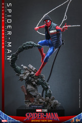 Hot Toys MMS893 Spider-Man Brand New Day 1/6 Figure Deluxe Version