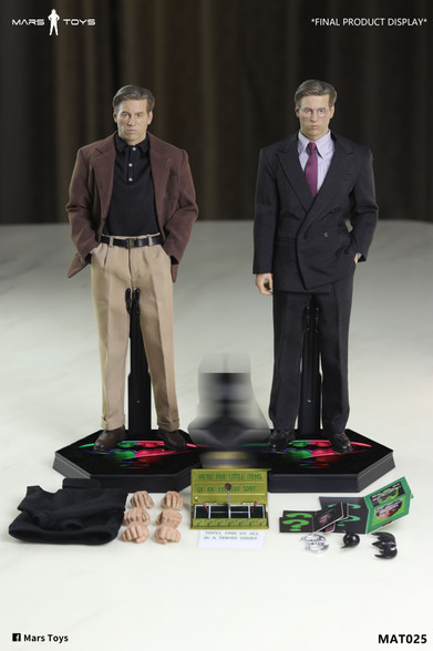 Mars Toys MAT025 The Heir 95 1/6 Scale Figure full set showing two articulated figures with tailored green suits and head sculpts.