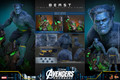 The deluxe version exclusive battle damaged Sentinel head diorama base features translucent green flame effects and USB powered LED light up eyes.