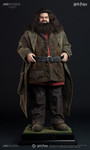 A stunning front view of the JND Studios Rubeus Hagrid one sixth scale statue showing his detailed facial features and heavy overcoat.
