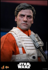 Hot Toys MMS806 1/6 Poe Dameron Star Wars: The Force Awakens