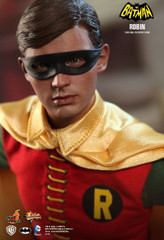 Hot Toys – MMS219 – Batman (1966): 1/6th scale Robin Collectible Figure 
