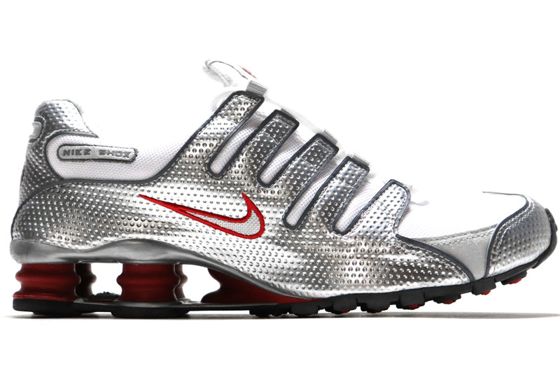 Nike hotsell shox silver