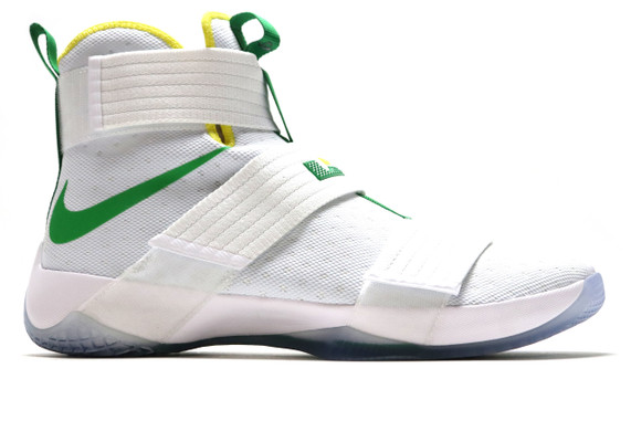 oregon ducks lebrons