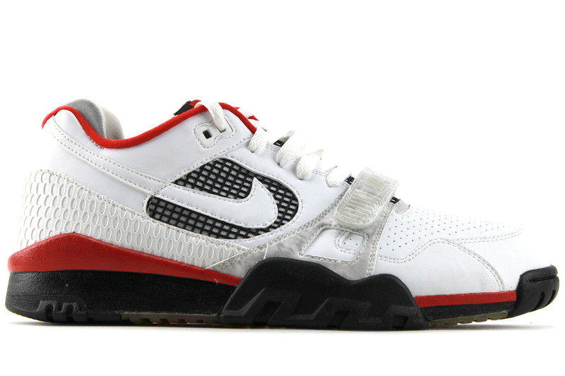 nike trainers size 10.5