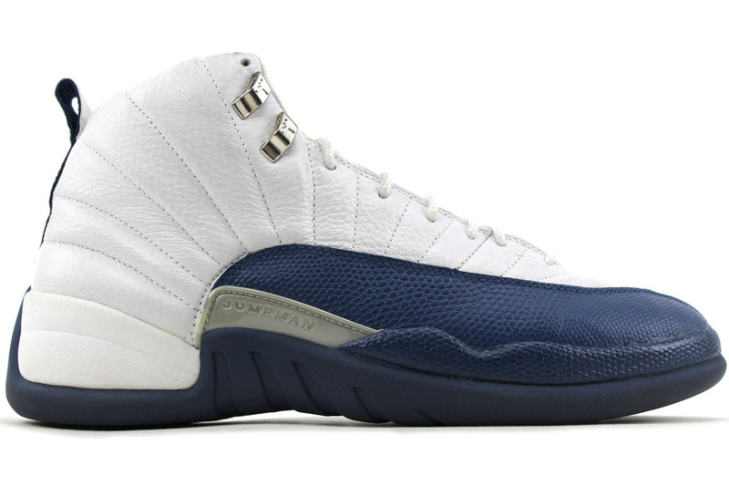 Blue and white 12 retro fashion jordan