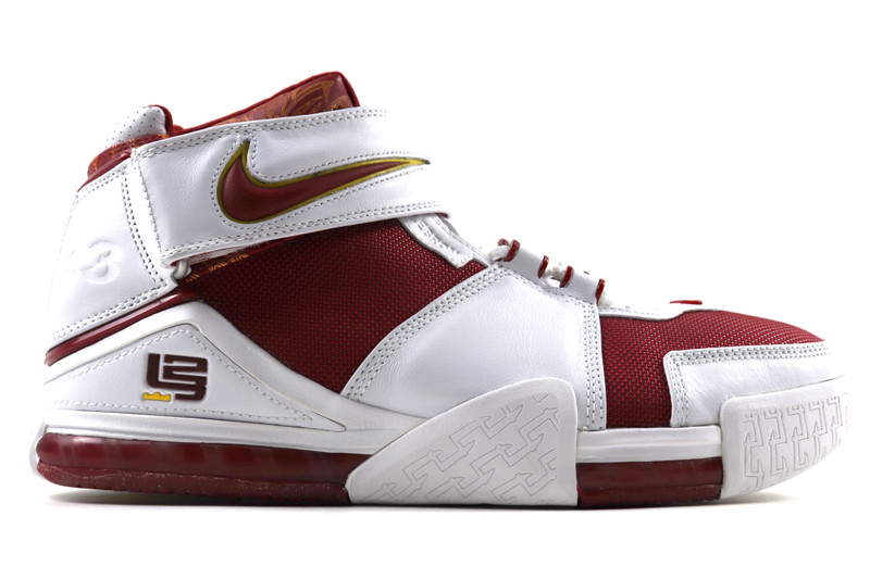 lebron shoes size 2.5