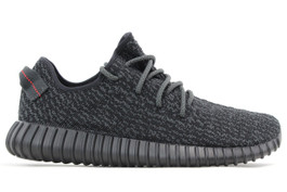  YEEZY BOOST 350 PIRATE BLACK 2015 (SIZE 10.5)