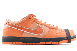  NIKE SB DUNK LOW OG QS ORANGE LOBSTER (SIZE 11)