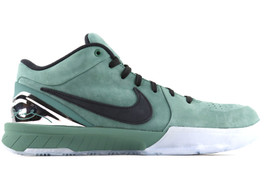 KOBE IV (4) PROTRO GIRL DAD (SIZE 9)