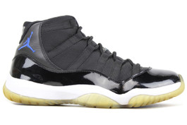 AIR JORDAN 11 RETRO SPACE JAM 2009 (SIZE 11)