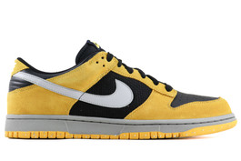 NIKE DUNK LOW VARSITY MAIZE 2008 (SIZE 11.5)