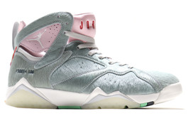 AIR JORDAN 7 RETRO SE NEUTRAL GREY 2020 (SIZE 9.5)