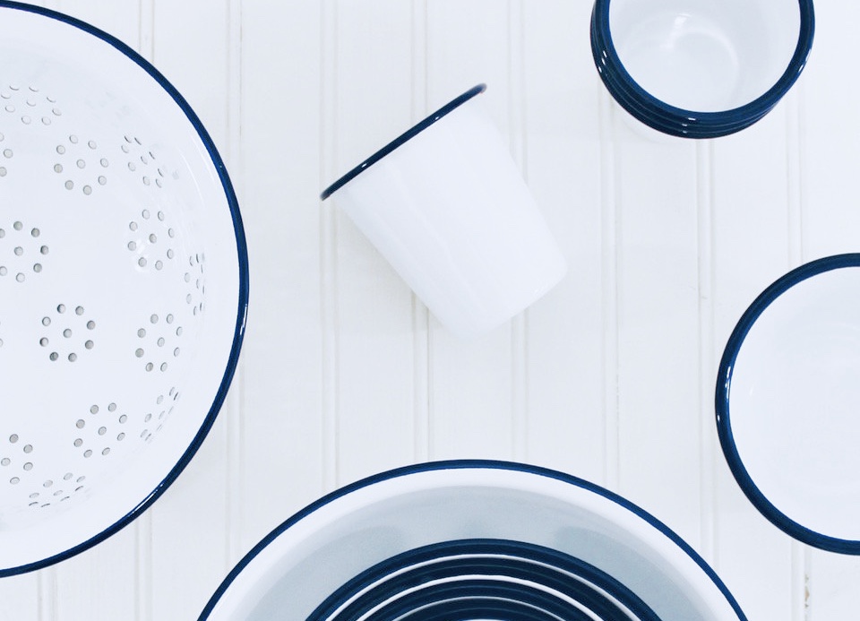 Falcon enamelware prep set white blue rim