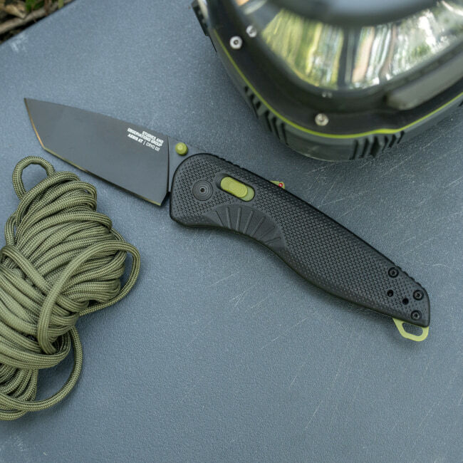 sog-aegis-at-tanto-folding-knife-c.jpg