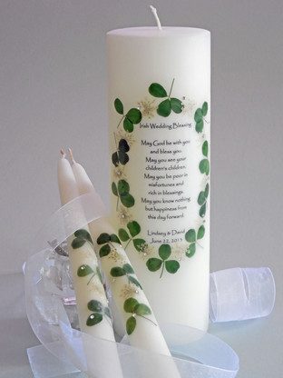 Real clover and queen anne flowers give this Irish/Celtic unity candle the extra touch!