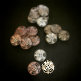 Dill Buttons Antique Brass steampunk button with 4 holes 23mm