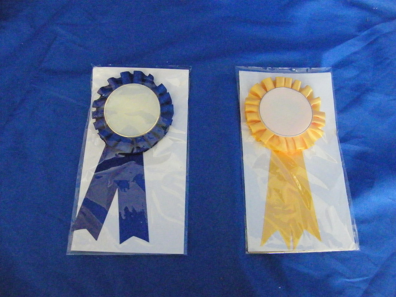 DOG HORSE EQUESTRIAN SCHOOLS A set of 10 WINNER rosettes choose your colour