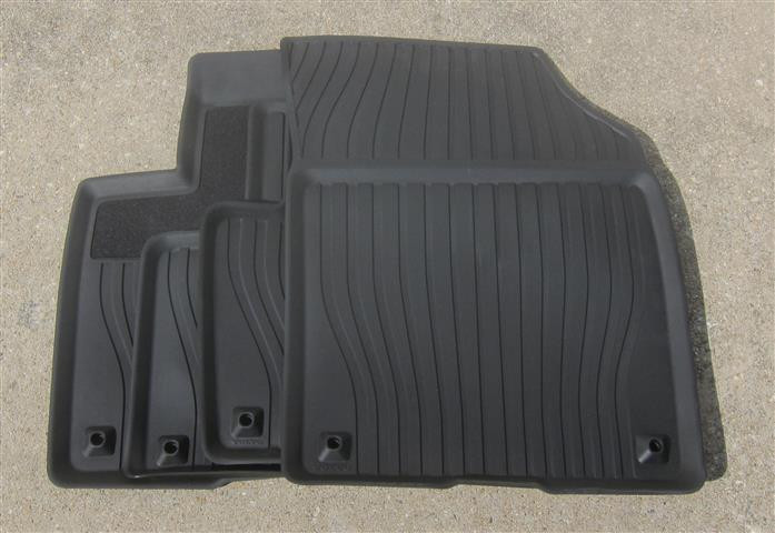 volvo xc90 floor mats oem