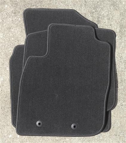 volvo v40 rubber mats