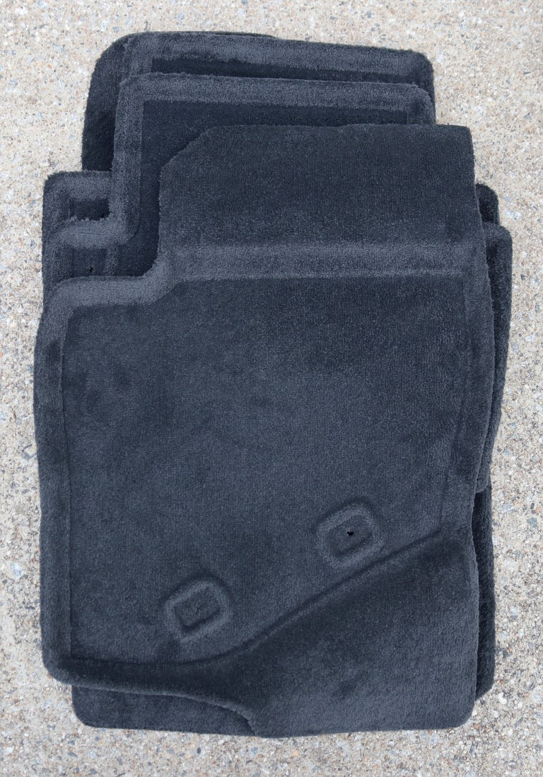 Volvo S80 Floor Mats (OEM OffBlack Set) 19992006
