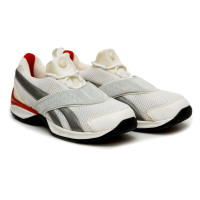 [Sample] White Running Shoes