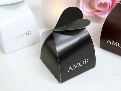 box-amor-blk-100-64491-zoom.jpg box-amor-blk-100-64491-zoom.jpg