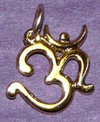 Om (Aum) Pendant - Small Gold Plated
