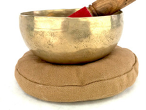 Himalayan Singing Bowl - 7.75" - B/F Note