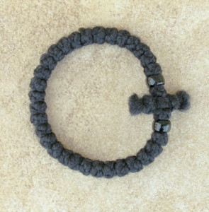 33-Knot Bracelet with Cross Bar - 2 ply with Black Beads