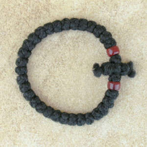 33-Knot Bracelet with Cross Bar - 2 ply with Garnet Beads