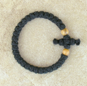 33-Knot Bracelet with Cross Bar - 2 ply with Olive Wood Beads