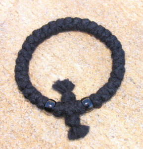 33-knot Bracelet with Cross Bar - 4 ply
