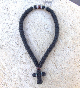 50-knot Greek with Accents - 2 ply with Garnet Beads