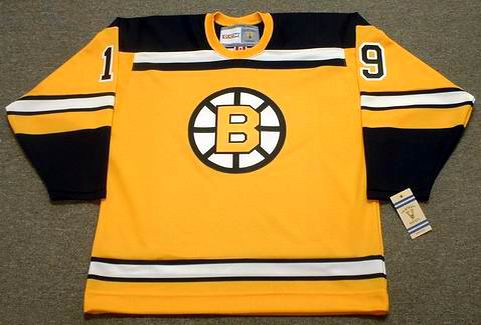 JOHNNY McKENZIE Boston Bruins 1966 CCM 